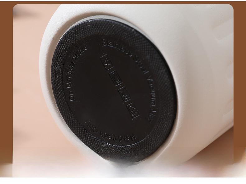 Portable Cute Thermos Cup with Smart Temperature Display – 316 Stainless Steel Travel Mug with Carrying Rope