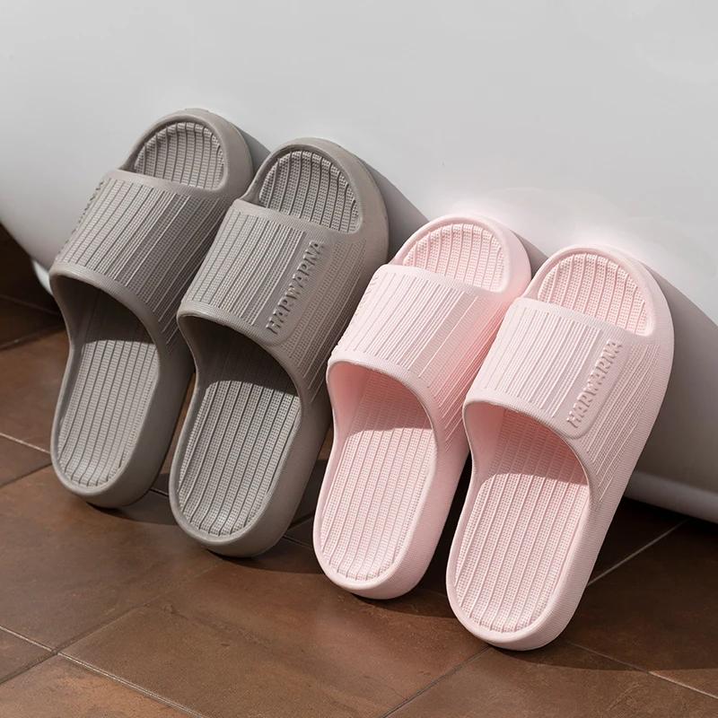 Fashion Thick Bottom Cloud Slippers Women Summer Comfort Soft Sole Platform Slides Woman 2025 Light Indoor Non-Slip Couple Slippers