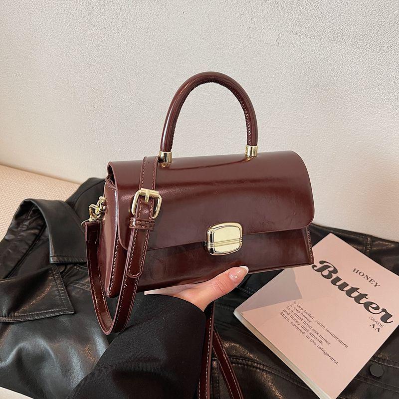 High-End 2025 Retro Handbag: Versatile Small Square Shoulder & Crossbody Bag