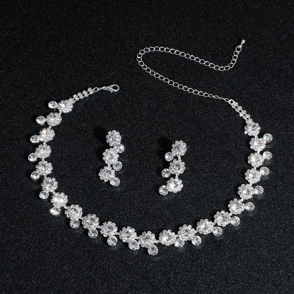 Luxury geometric super flash rhinestone necklace earrings set women's temperament fashion zircon collarbone chain jewelry