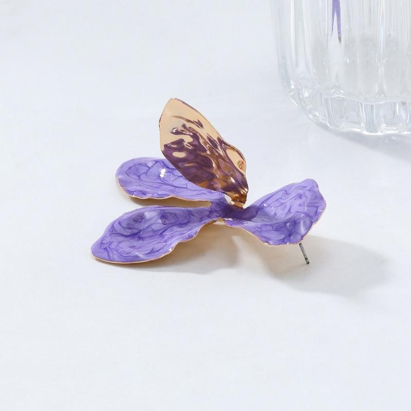 Sophisticated Earrings Ear Jewelry Flower Studs Earrings Unique Ear Pendant Alloy Texture Ear Pin for Fashion Lover