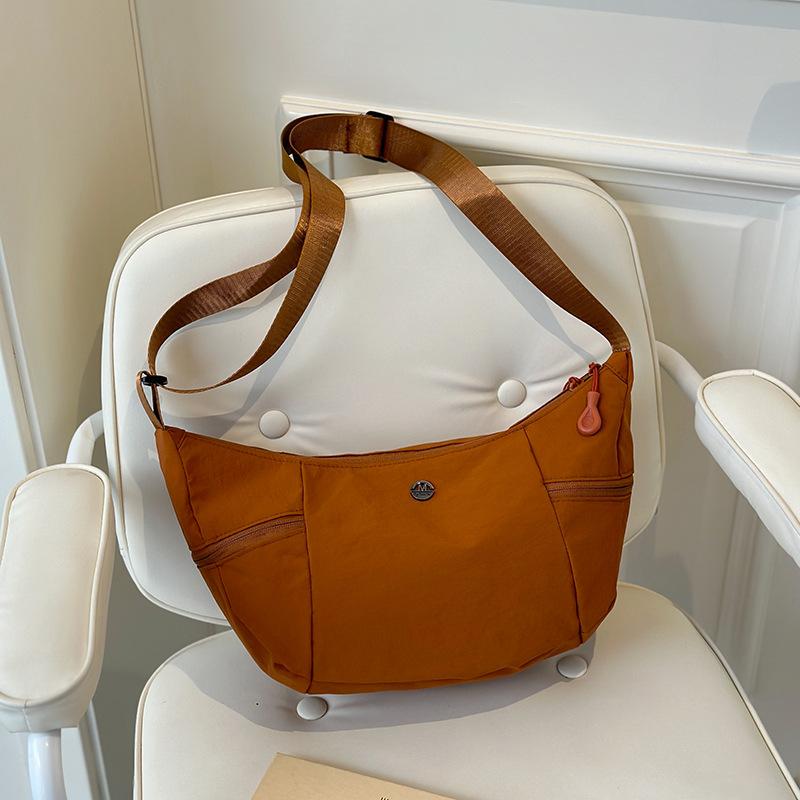 

Fashion shoulder bag feeling niche design messenger bag spring new trendy canvas dumpling bag armpit bag