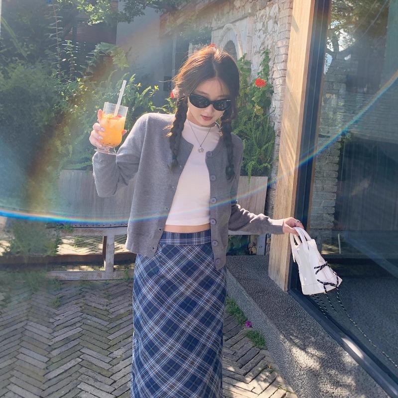 New knitted cardigan women's bow embroidered long-sleeved short jacket casual spring and summer wear thin versatile top