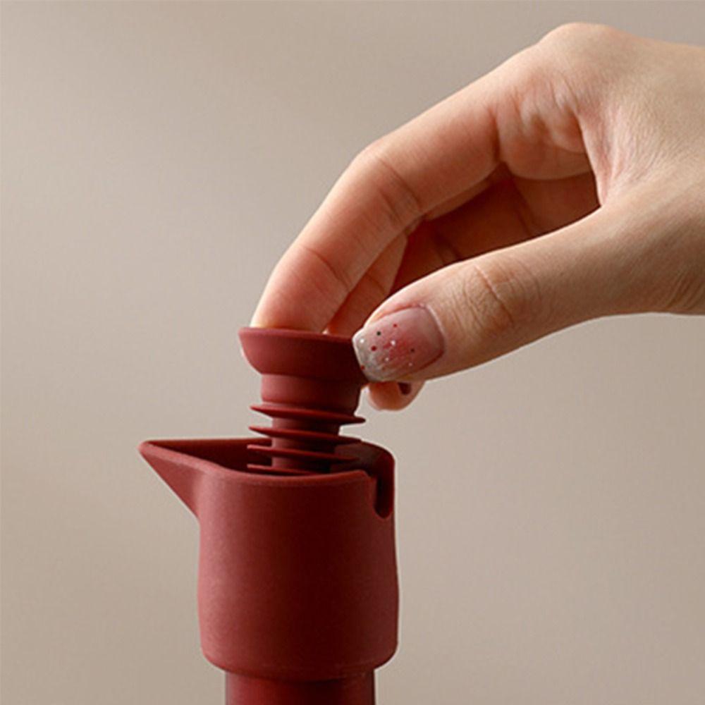 2Pcs Wine Saver Silicone Wine Stopper V-Shaped Pour Spout Airtight Beverage Bottle Sealer Leakproof Wine Sealing Cap Champagne