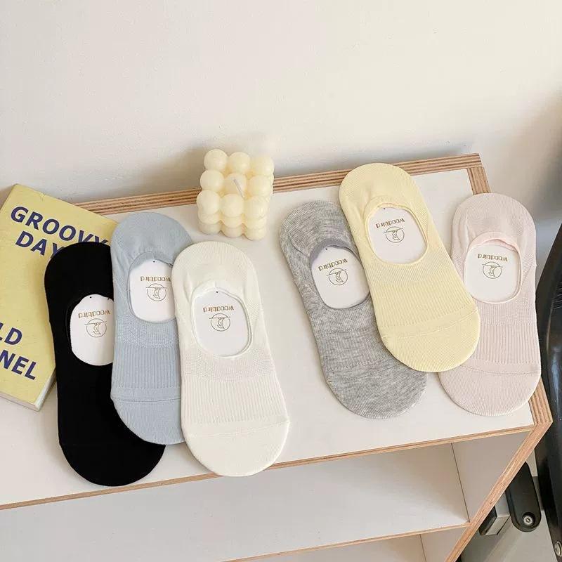 Socks Women'S Solid Color Basic Vertical Strip Silicone Non-Slip Invisible Women'S Socks Versatile Comfortable Women'S Socks Thin Model