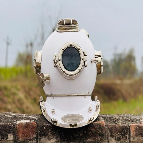 45.72 cm White Marine Diving Helmet Deep Sea Scuba Diver Helmet with Wooden Base Nautical Boston Maritime Decor Gift