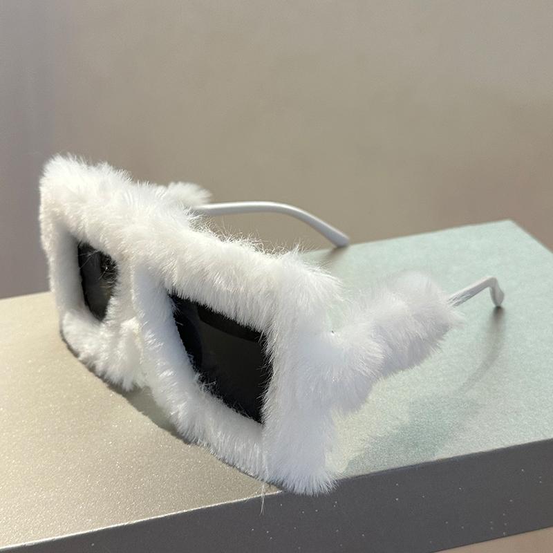 Oversized Square Women Sunglasses New Fashion Furrry Frame Gradient Shades Eyewear Retro Brand Design Winter Sun Glasses