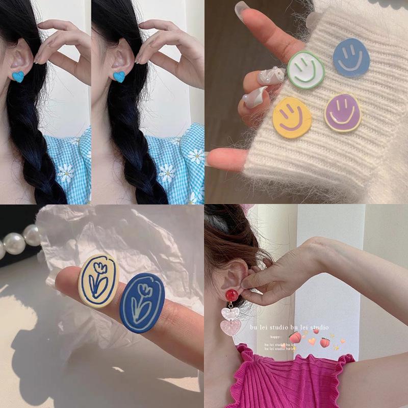 Spring/Summer Pearl Studs: High-End 925 Silver Cute Earrings for Women