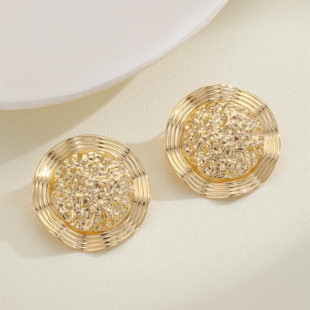 European and American Ins Niche Simple High-end Stud Earrings Women's Light Luxury Trend Gold Retro Versatile Earrings