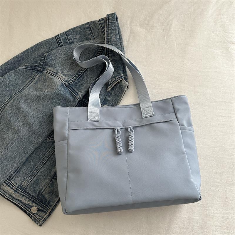 Simple Korean version of large-capacity commuter tote bag, winter new light fashion casual single shoulder underarm women's bag