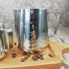 Messbecher mit Ausguss aus Edelstahl zum Aufschäumen von Kaffee und Milch
