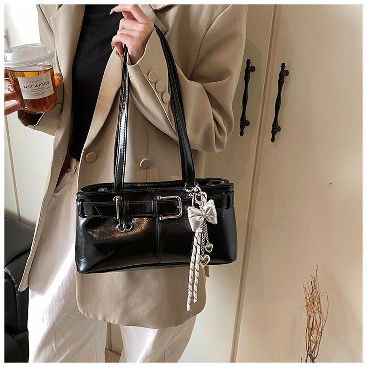 Belt Buckle Design Shoulder Satchels Bag For Women 2025 New In Luxury Designer Handbags Branded Fashion Totes With Pendant
