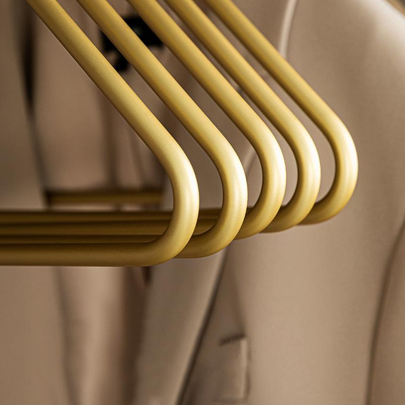 Triangle Hangers Lightweight Durable Clothes Hangers Anti Slip Aluminum Alloy Metal Hanging Rack Closet Clothing Hangers
