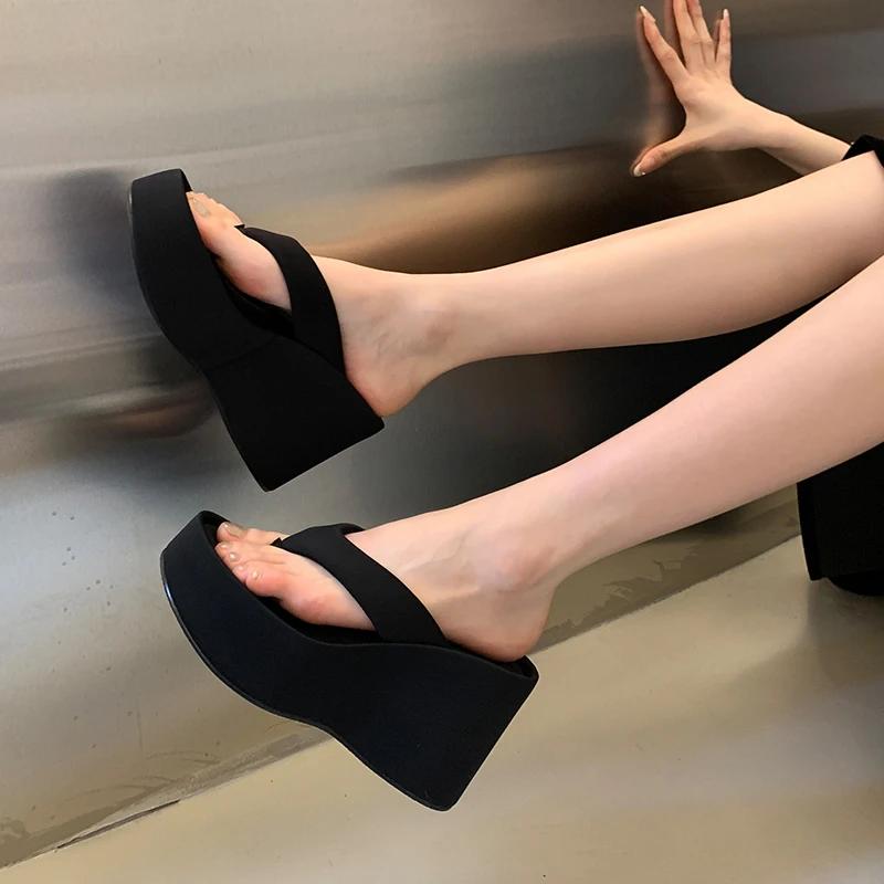 Damskie Klapki Klipsy na Palce Sandały Koturnowe 2026 Lato Gruba Platforma Sandały Plażowe Kobieta Gruba Podeszwa Kapcie na Wysokim Obcasie Klapki