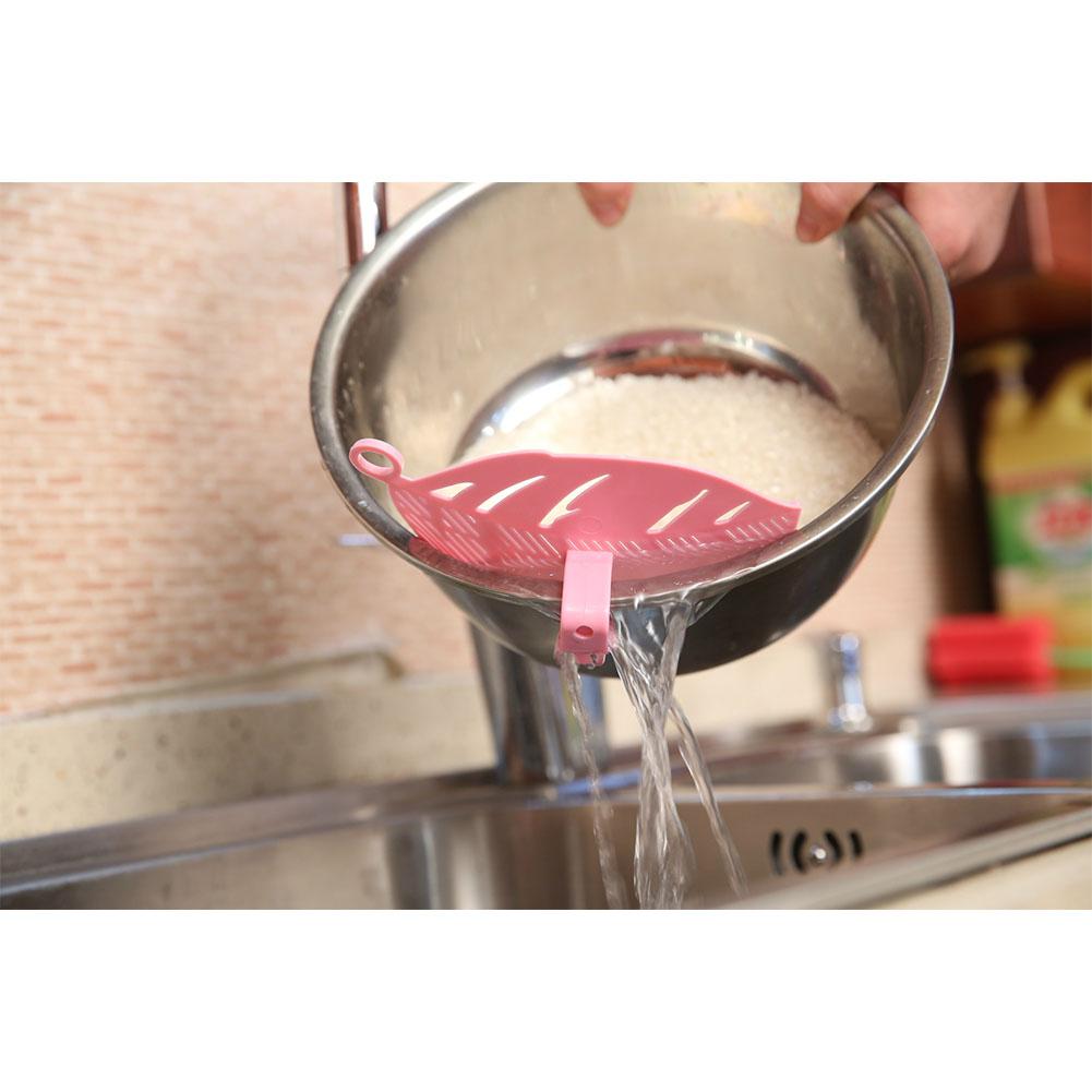 Leaf Shape Rice Washing Sieve Snap-in Type Plastic Draining Board for Noodles Fruits Vegetables