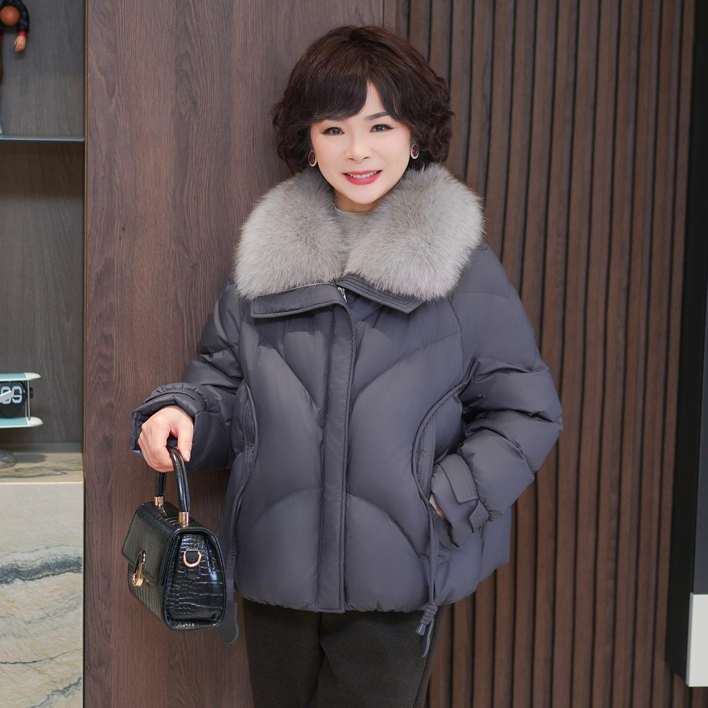 

2025 Women s Thickened Down Jacket with Fox Fur Collar - Stylish Winter Outerwear for Middle-Aged and Elderly 2XL for up to 77.5 kg