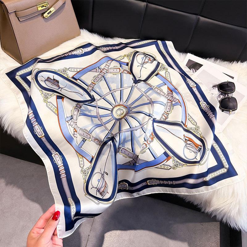 Spring Silk Scarf Fashionable Foreign Style Versatile Small Square Scarf 70Cm Decorative Scarf Sunscreen Travel Shawl Women