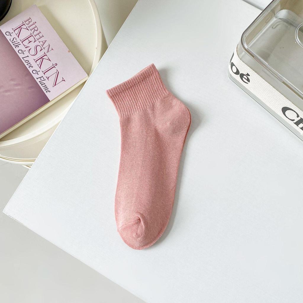 Morandi Color Mid-Tube Sportsocken aus Baumwolle für Damen: Trendy Unifarben für Studium und Freizeit.