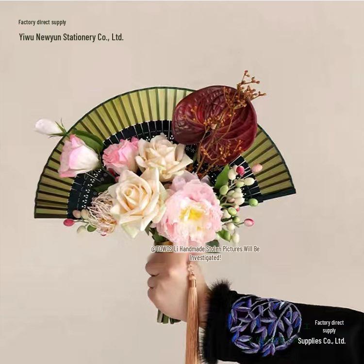 New Chinese Style Bride Folding Fan Bouquet for Engagement or Robe Accessory