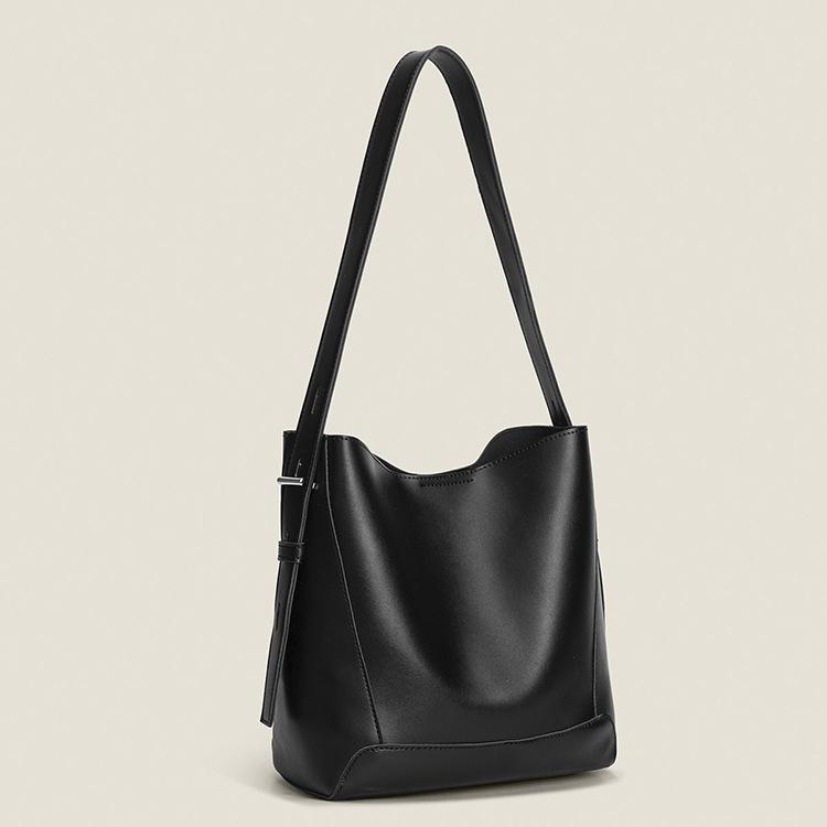 

Новая Мода Женская Сумка Большой Вместимости Дорожная Наплечная Сумка Кроссбоди Под Мышку чёрный