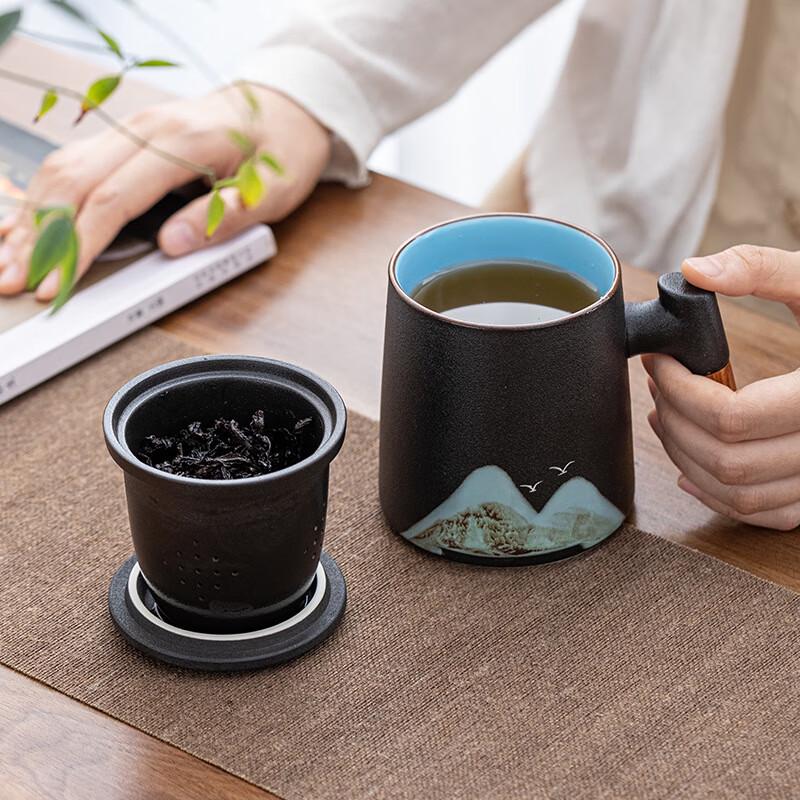 Ceramic Tea Infuser Mug