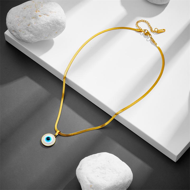 Women's Korean Style Minimalist Stainless Steel Necklace with Mother-of-Pearl Demon Eye Pendant
