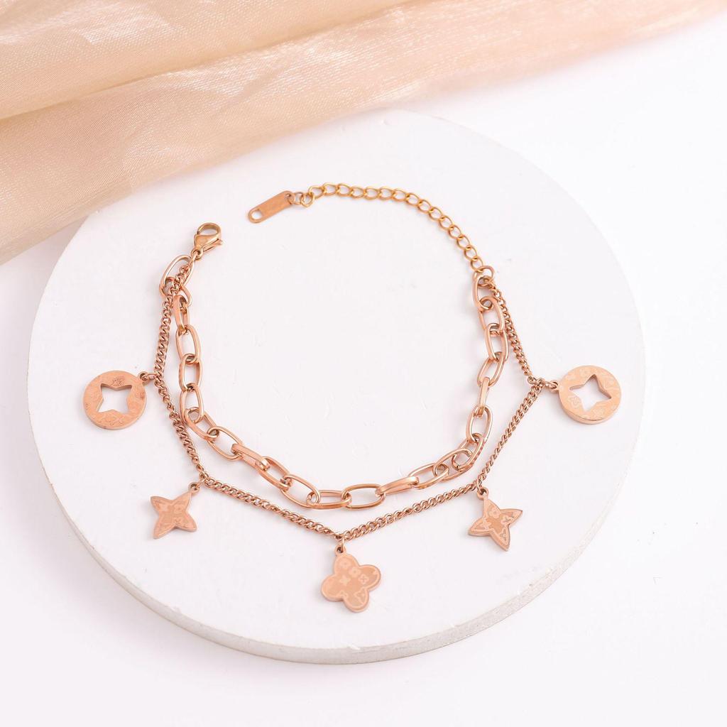 Elegantes Damenarmband aus Titanstahl - Stilvolles High-End-Design, Leichter Luxus, Vielseitiges Modeaccessoire