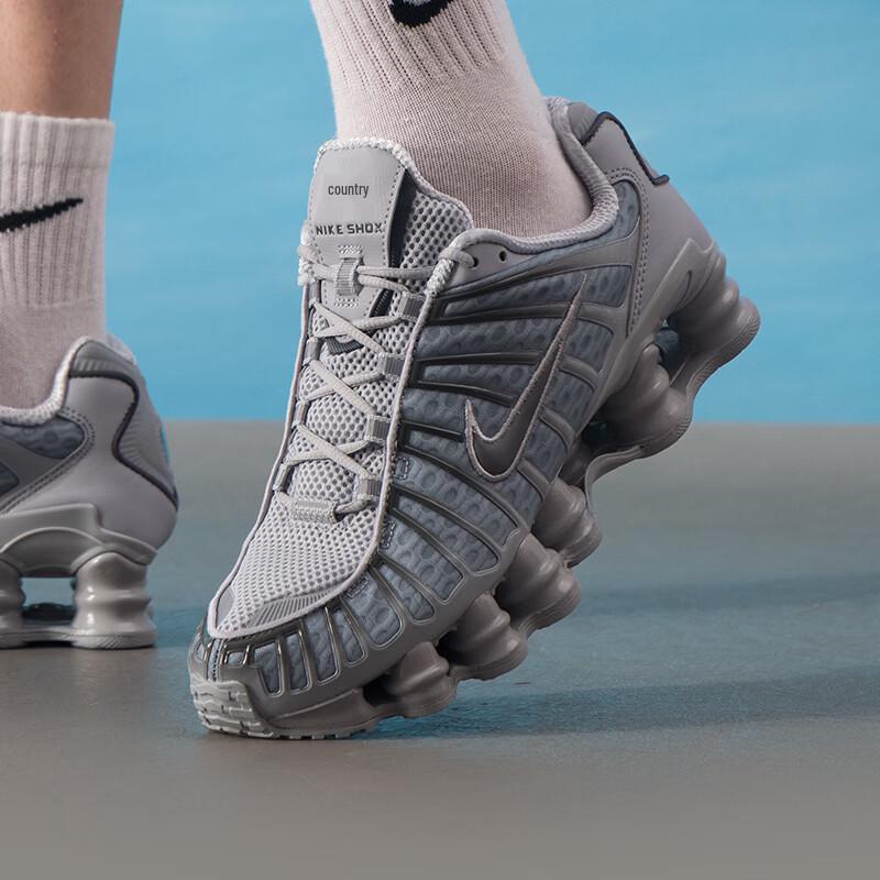 Nike Men's SHOX TL Running Shoes