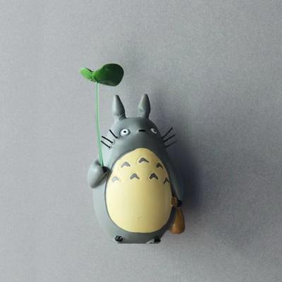 Yousheng Aquarien Dekoration Lebendige Farbechte Aquarien Landschaftsgestaltung PVC Anime Figur Miyazaki Katze mit Blattverzierung Aquarien Zubehör