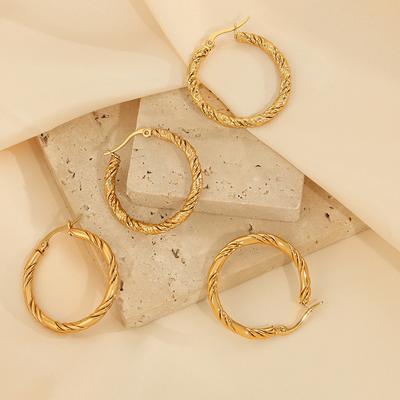 New Fashion Simple Cold Wind Niche Design Titanium Steel Gold-Plated Twist Pattern Exaggerated Earrings Jewelry