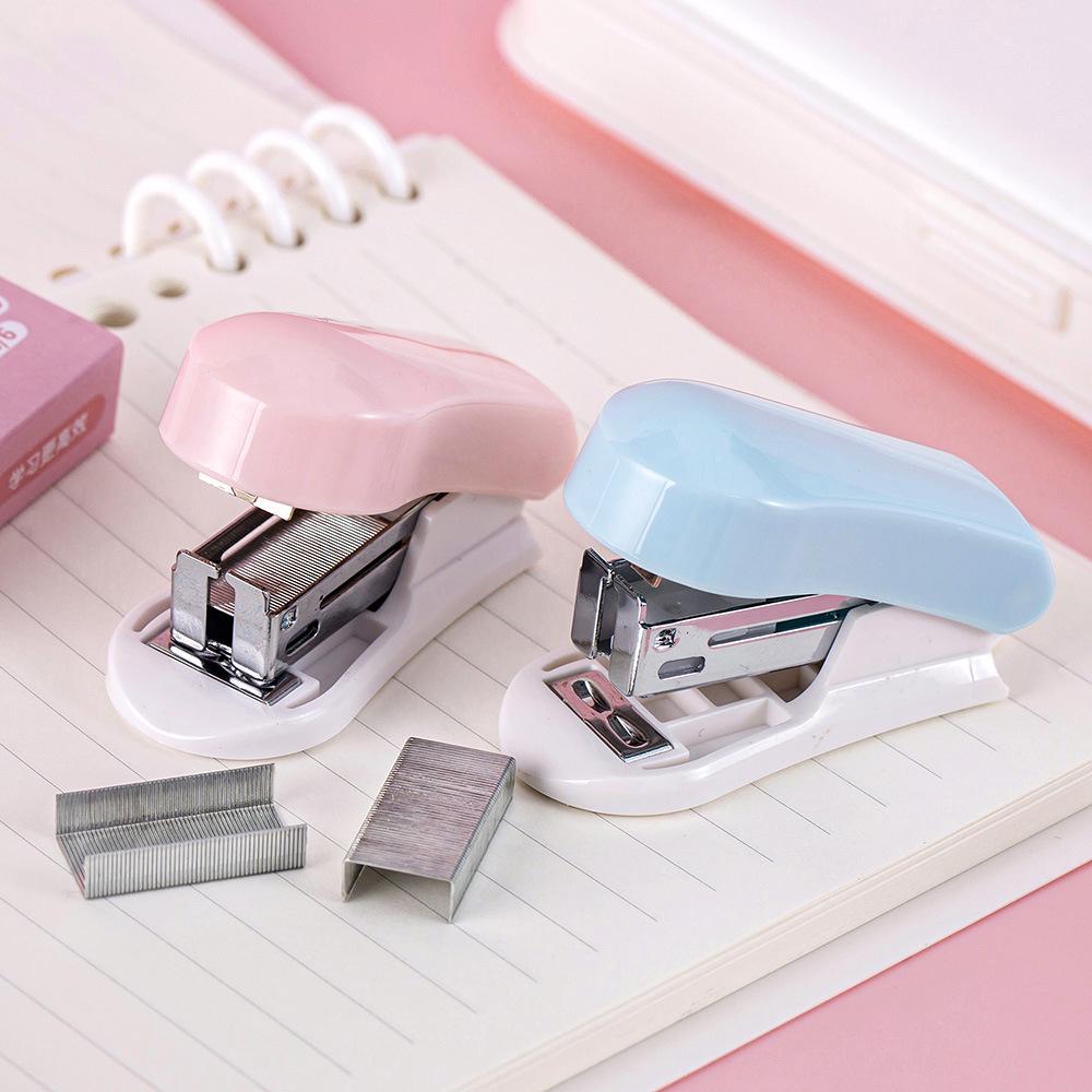 Effort-Saving Cartoon Stapler: Cute Mini Portable Stationery for Students