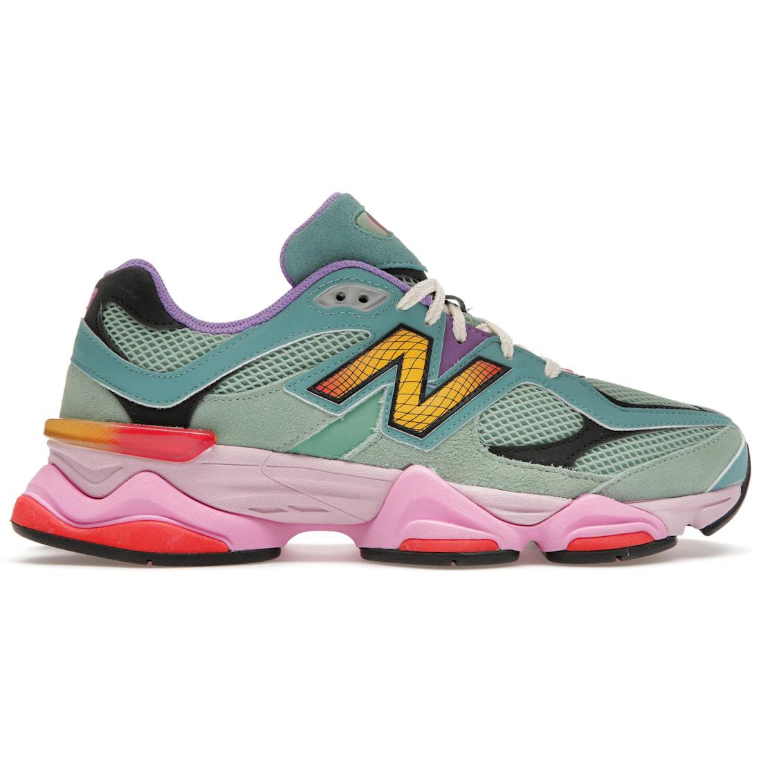 

Sneaker New Balance 9060 Warped Multi-Color(U9060WRB) 44