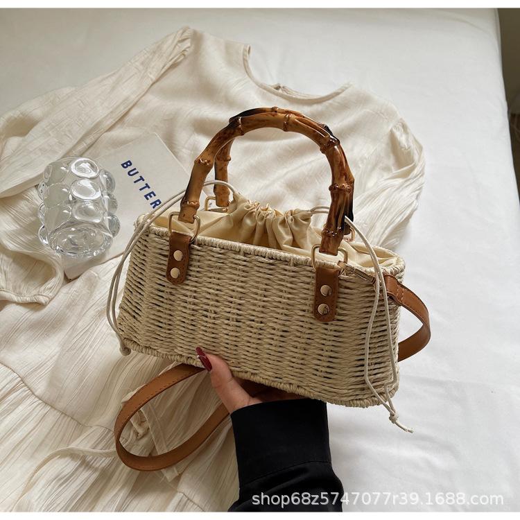 2025 summer new woven bag portable messenger bag beach leisure straw bag niche personalized ins shoulder bag