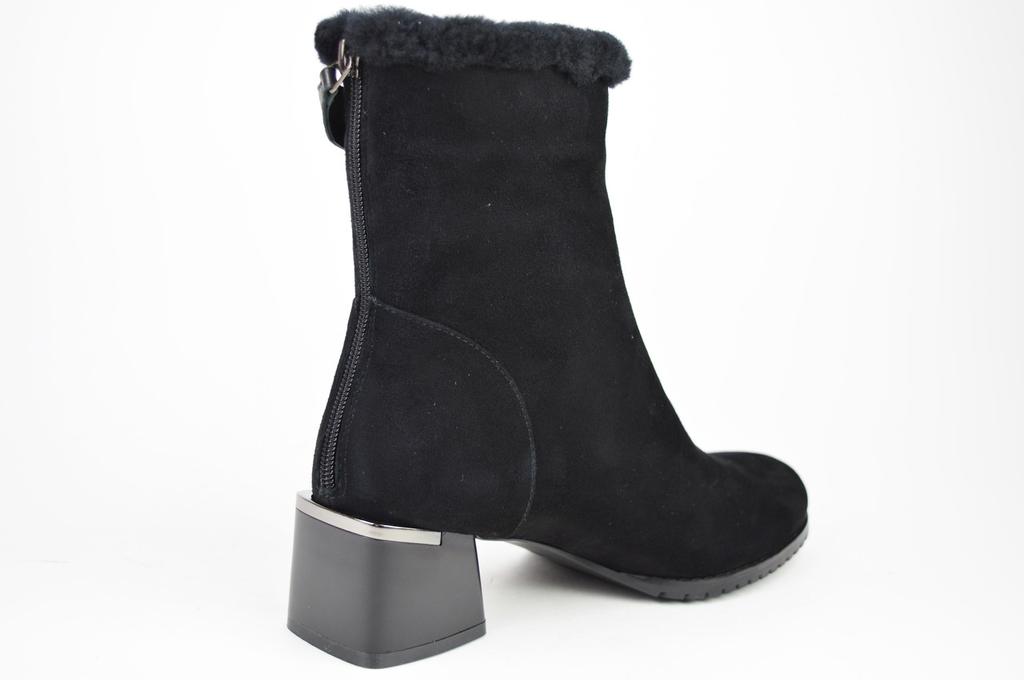 Kozačky na podpatku Berkonty 0716 37 Černý semiš