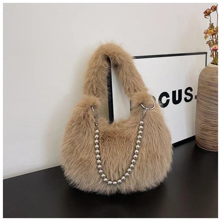

Autumn And Winter New Style Of Fur Shoulder Beads Solid Versatile Hot Fashionable Bags Premium Durable Quality
