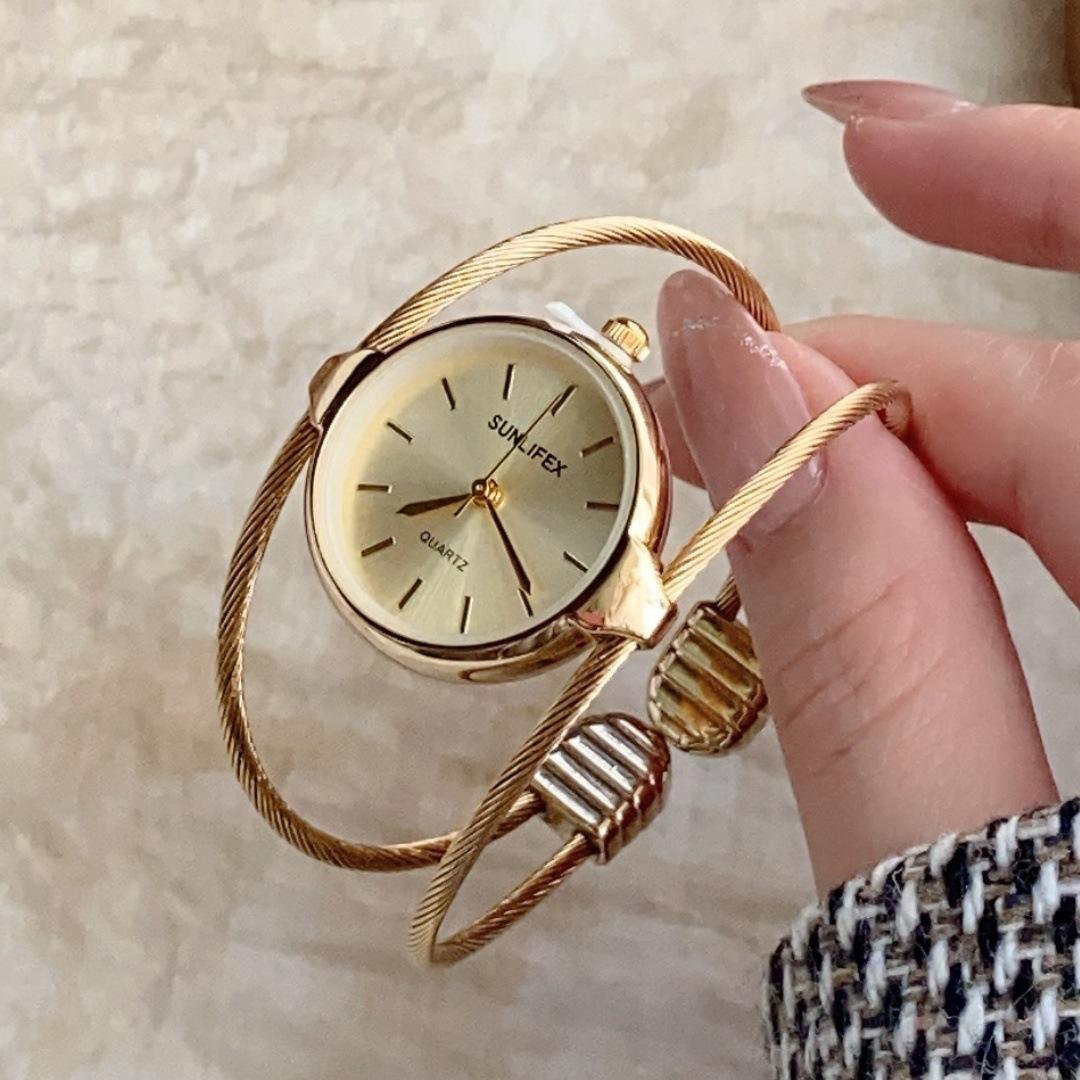 Open Bracelet Watch Women s Simple and Versatile Fashion Watch