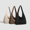 Small dirty cabinet 2025 new autumn and winter retro women lazy style versatile commuter portable shoulder underarm tote bag