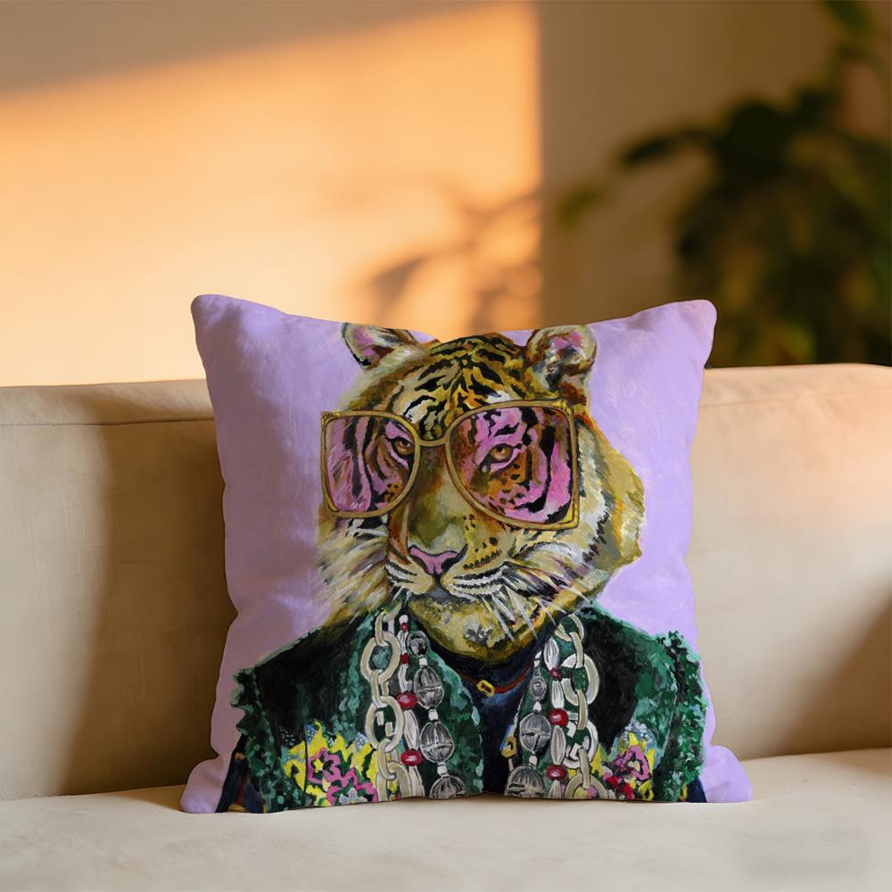 Rich Pink Lion Animal Jewelry Cheetah With Cushion Cover Cozy Velvet Throw PillowSoft Warm Cushion For Sofa Bed