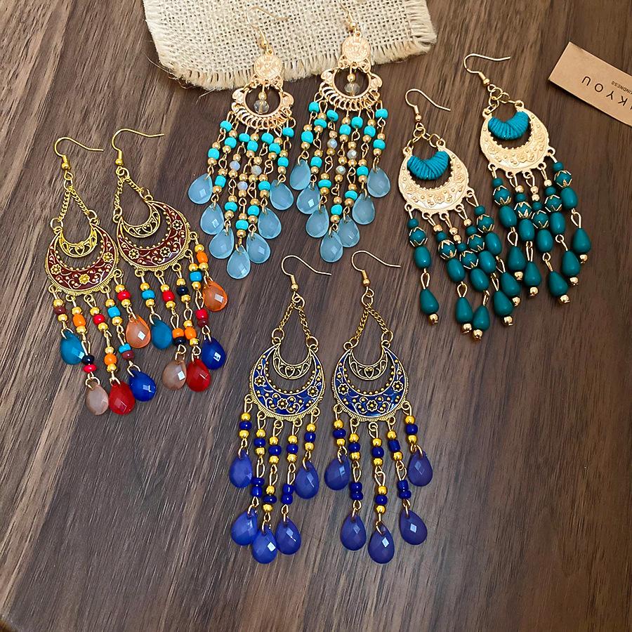 Retro Ethnischer Stil Halbmond Acryl Perlen Quasten Ohrring für Frauen 2025 Mode Einfacher Hängeohrring Luxus Designer Zirkon