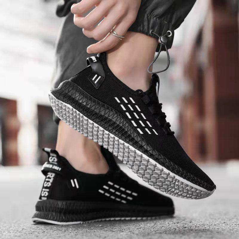 2 Spring and Summer New Fly-woven Men's Shoes Trendy Casual Breathable Mesh Sneakers Men
