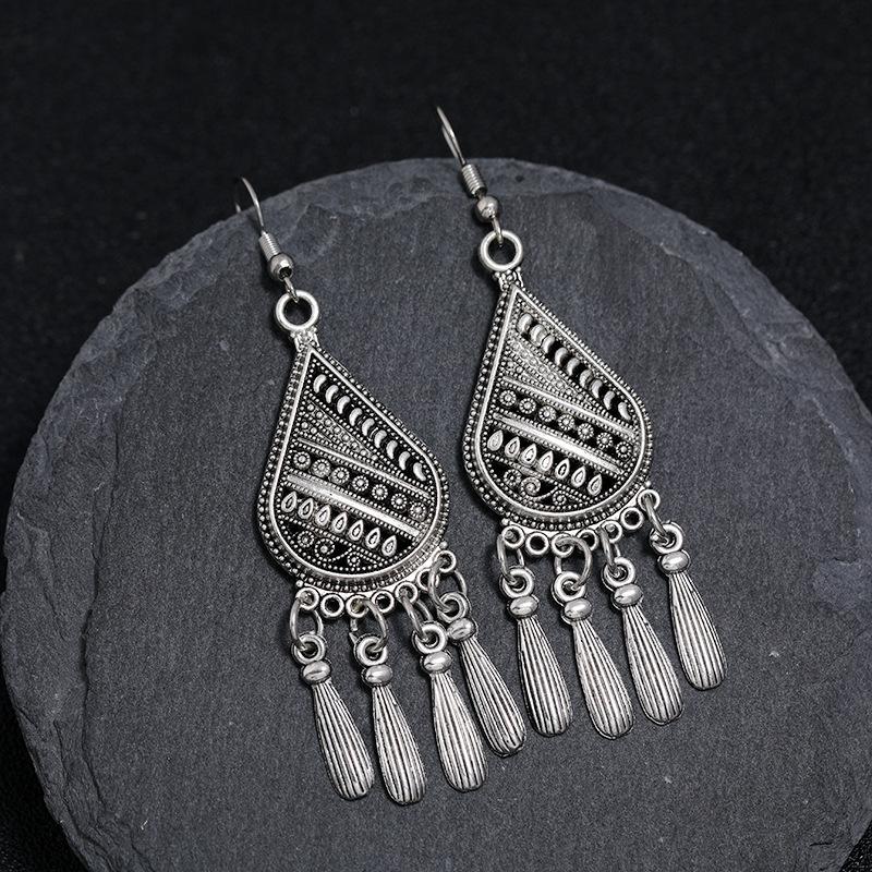 Retro Tibetan silver fringed earrings women's long temperament versatile earrings fashion personality vacation earrings