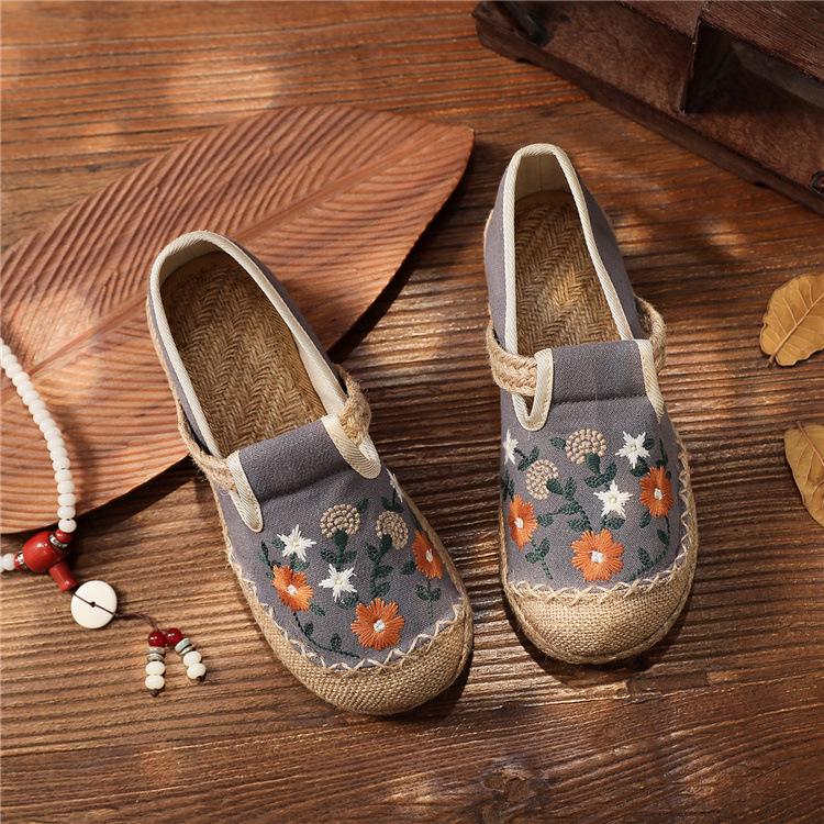 Women's Ethnic Embroidered Linen Flats: Comfortable & Versatile