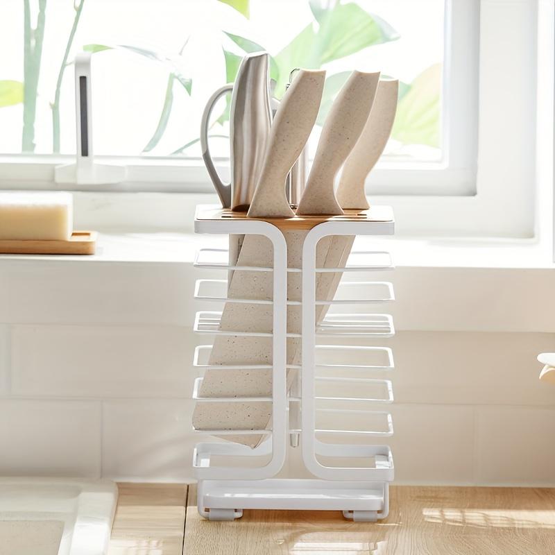 Multifunctional Knife Holder for The Kitchen with a Drainage Tray, Designed for Countertop Storage And Organization.