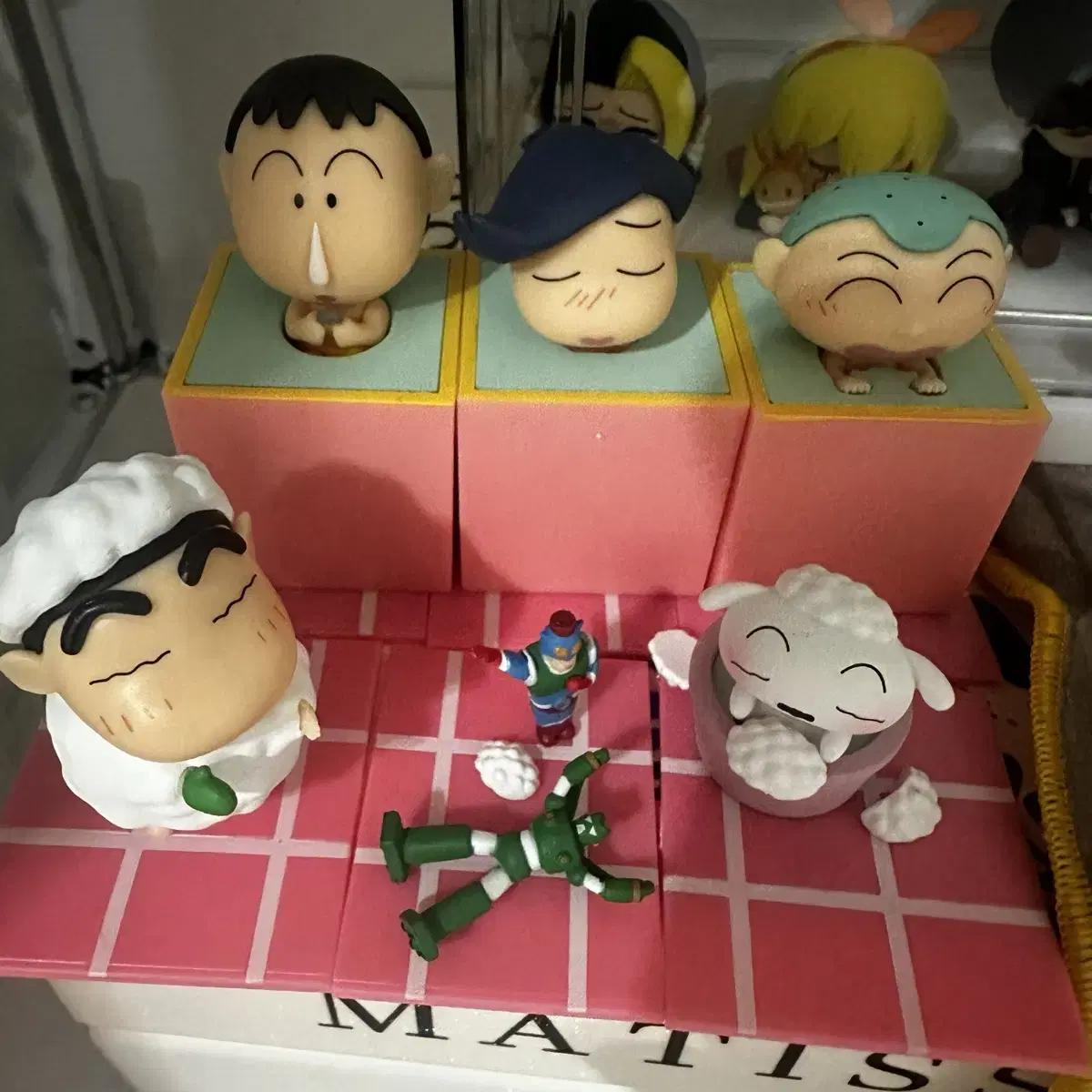 

Cuckoo Bathhouse Figures Bulk Sale Goods