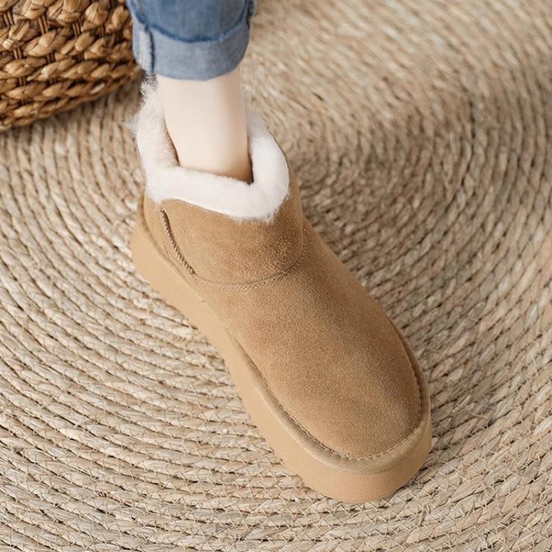 Northeast snow boots thick-soled women's velvet thickened warm short boots 2025 winter suede side zipper heightening cotton shoes