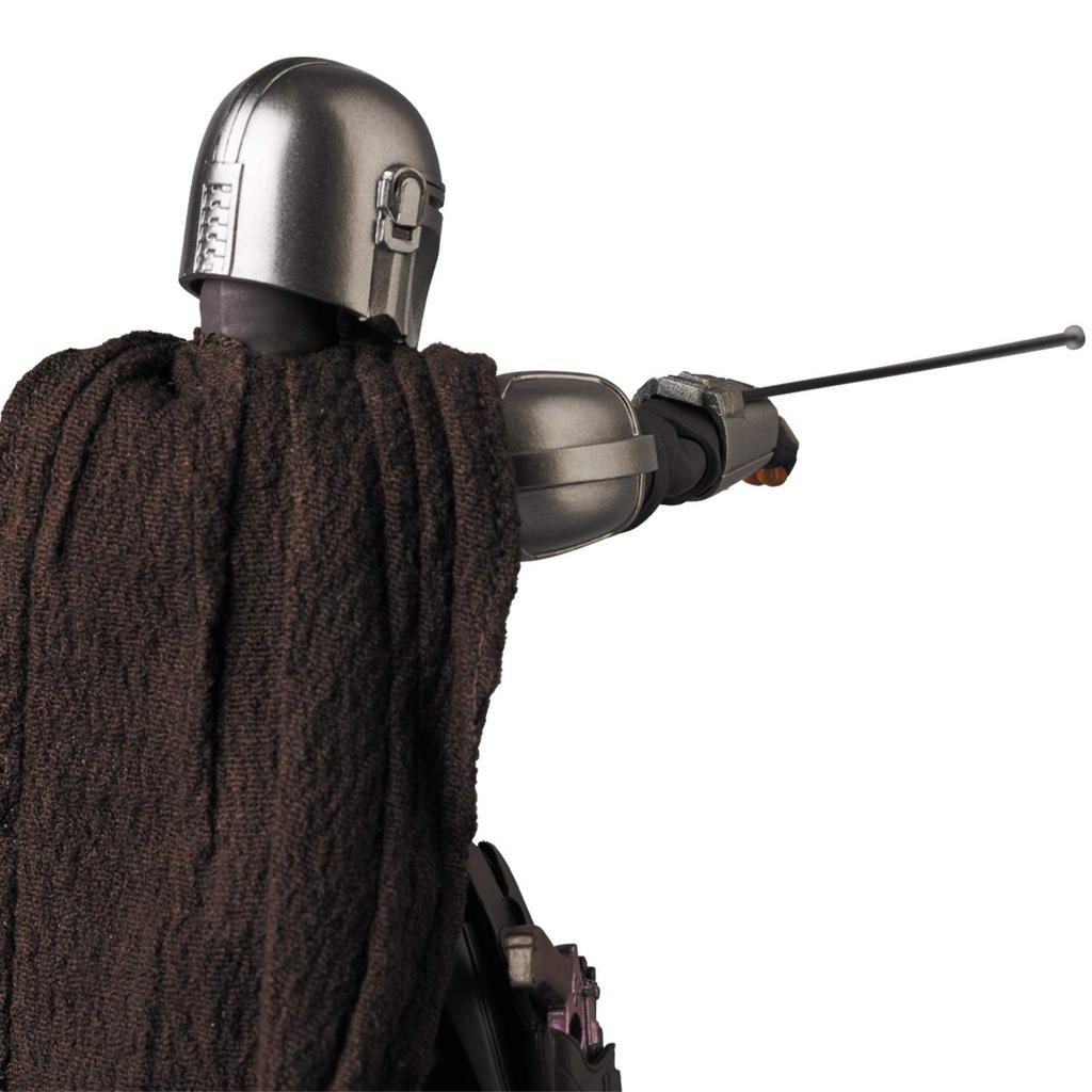 MAFEX No. 129 THE MANDALORIAN Action Figure, approximately 160mm tall, painted