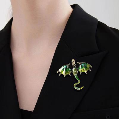 Vintage Oil-dripping Flying Dragon Brooch Rhinestone Cartoon Enamel Animal Shape Men Women Clothing Hat Bag Lapel Pin Fashion Jewelry Gift