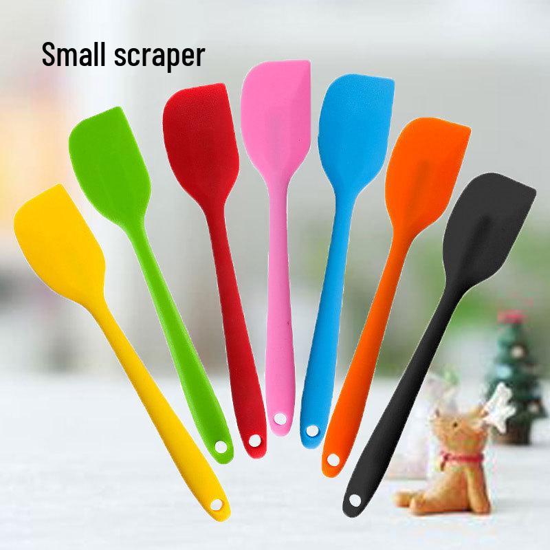 

All-in-One Silicone Scraper Spatula for Baking and Mixing Random Color