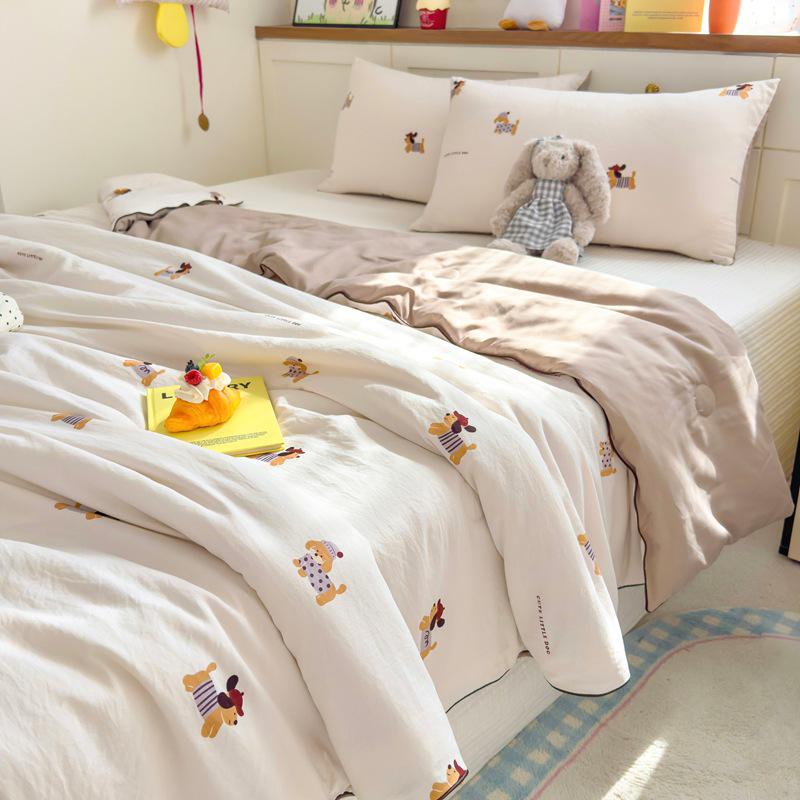 Class A Soy Fiber Double-Layer Summer Quilt with Cartoon Print - Air Conditioning Comfort Quilt, Thin & Lightweight