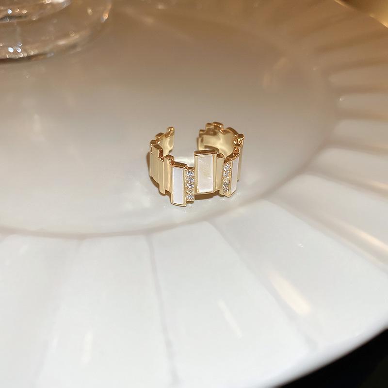 Inel Geometric cu Zircon Placat cu Aur - Modă High-End în Stil Coreean pentru Degetul Arătător